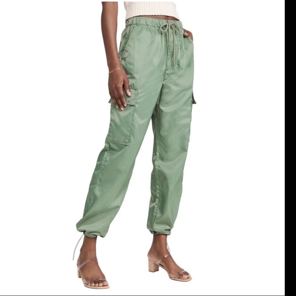 Pistola Jade Cargo Trouser in Bluff Green Women’s Size Small - Picture 7 of 7
